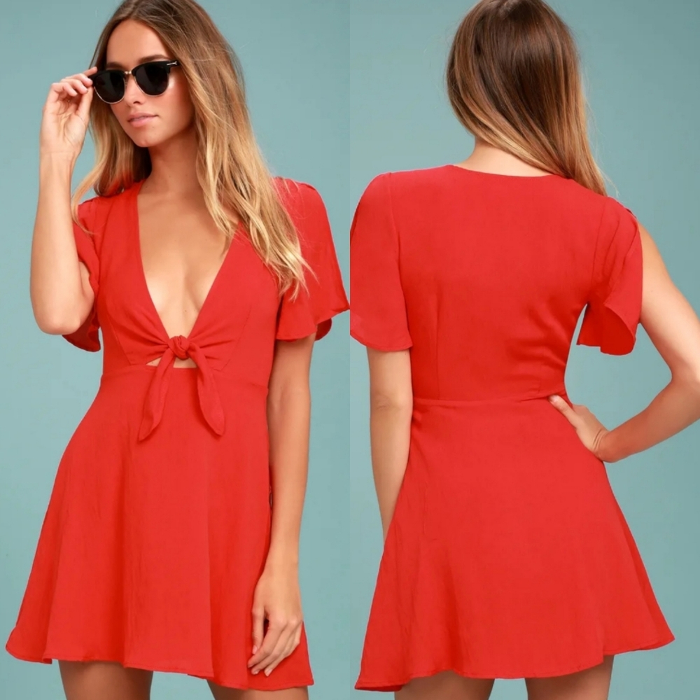 Last chance! Lulu’s Sea Day front tie red skater dress sz medium